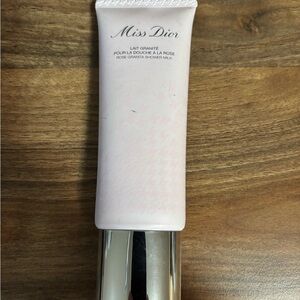 Dior Rose Shower Milk